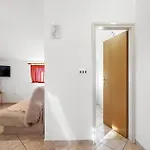 Apartment Stunning In *