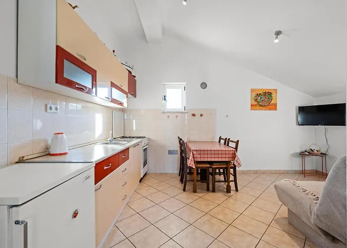 Gorgeous In Apartment